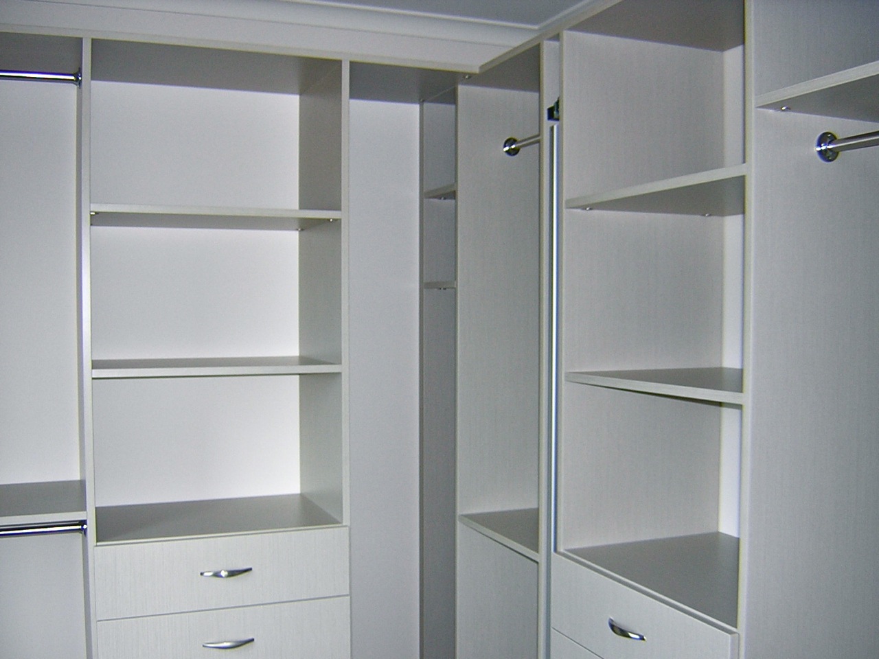 Ideal Wardrobe Wardrobe Storage Specialists By Darrell Whiteman